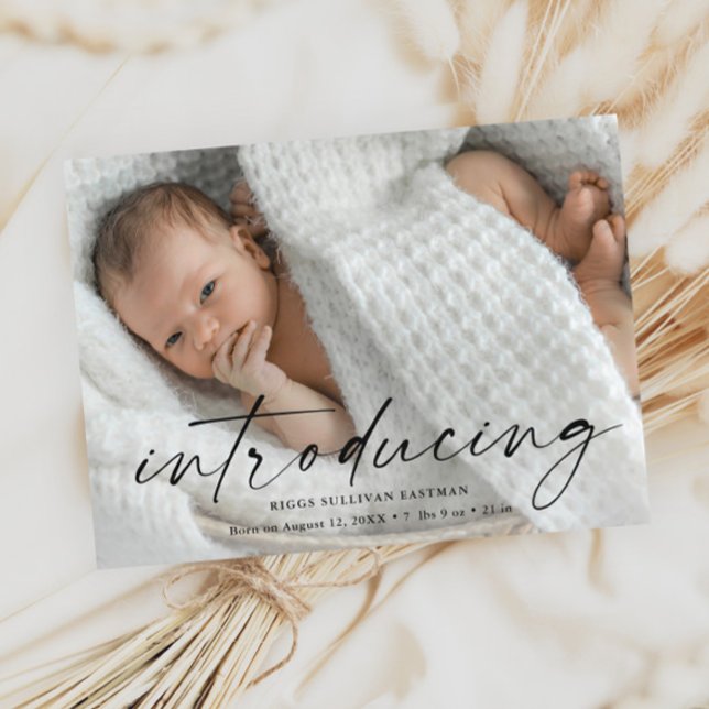 Budget Einführung Baby Foto Danke Karte (Modern script introducing budget baby photo birth announcement thank you.)