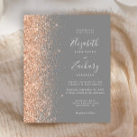 Budget Gray Peach Glitzer Einladung Hochzeit<br><div class="desc">Die links Kulisse dieser eleganten,  modernen Hochzeitseinladung besticht durch einen Glitzer mit Pfirsichfarben und Imitaten. Der anpassbare Text kombiniert weiße Handschrift,  Copperplate und kursiv Schriftart auf einem mittelgrauen Hintergrund. Die Rückseite weist einen passenden Glitzer für Pfirsichpfirsichpfirsichfarben und ein graues Design auf.</div>