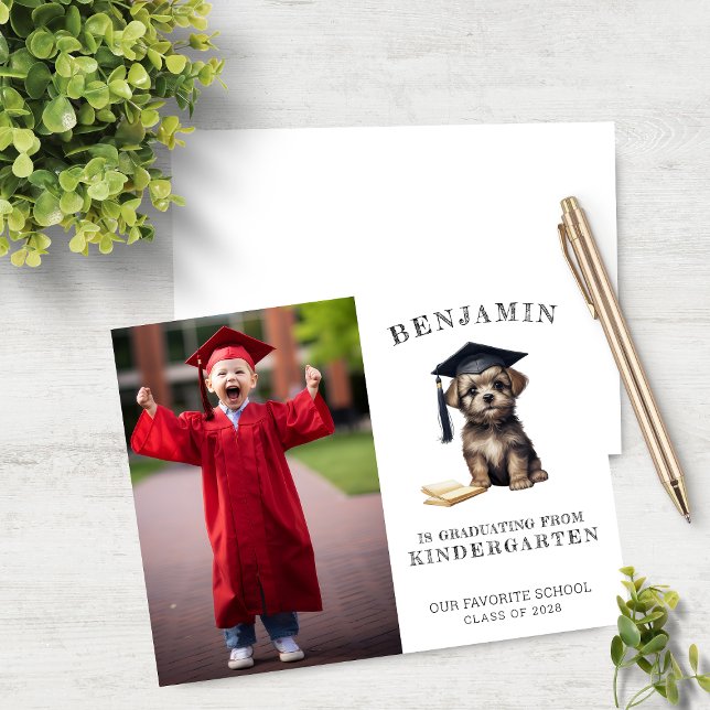 Budget Kindergarten Grad Ankündigung Scruffy Pup (Von Creator hochgeladen)