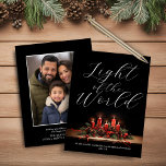 Budget Light of the World Bible Verse Weihnachten<br><div class="desc">Budget Modernes Elegantes Licht der World Bible Verse Weihnachtskarte mit eleganten Bildern auf der Vorderseite und Platz für Ihr Foto und Informationen auf der Rückseite. **Unser BUDGET-Papier ist kleiner und zarter, aber trotzdem schön!** Für einen Vergleich von Papiertypen sehen Sie sich bitte unser Video hier an: https://youtu.be/G0F9Am5HPD4 Wenn Sie Hilfe...</div>