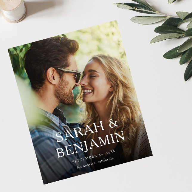 Budget Modern M Foto Vertikal Chic Save the Date Flyer (Von Creator hochgeladen)