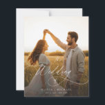 Budget Modernes Script Sunset Foto Hochzeiten Einl<br><div class="desc">Mit unserem modernen Script Sunset Foto Wedding Einladungen können Sie zeitlose Eleganz zu erschwinglichen Preisen genießen. Freuen Sie sich auf eine Hochzeitseinladung mit einem sanften,  romantischen Sonnenuntergang am Strand und einem eleganten Drehbuch.</div>