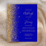 Budget Royal Blue Gold Glitzer Hochzeit Einladung<br><div class="desc">Die links Kulisse dieser modernen Hochzeitseinladung besticht durch einen vergoldeten Glitzer mit Imitaten. Der anpassbare Text kombiniert goldfarbene Handschrift,  Copperplate und kursiv Schriftart auf einem königsblauen Hintergrund. Auf der Rückseite ist das königsblaue und goldene Design passend.</div>
