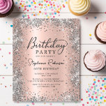 Budget Silver Glitzer 60. Geburtstag Einladung<br><div class="desc">Gastgeber Ihren Meilenstein Geburtstag im Stil mit dieser glamourösen Rose Gold und Silber Glitzer 60. Geburtstag Einladung. Mit einem Imitat mit vergoldeter Rose und einem glänzenden silbernen Glitzer-Rahmen ist dieses Design durch handgeschriebene Kalligraphie für ein ausgeklügeltes Ambiente unterstrichen. Ideal für den 30. 40. 50. 70. Geburtstag oder jedes Alter, diese...</div>