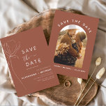 Budget Terracotta Boho Save the Date Foto Flyer<br><div class="desc">Laden Sie Ihre Lieben dazu ein, ihre Kalender mit unserem Burnt Orange Terracotta Foto Speichern Sie die Datumskarten. Informieren Sie sich über das Wesen Ihrer Romantik in diesen Karten, die mit den reichen, erdigen Farben verbrannter Orange und Terrakotta geschmückt sind. Die Aufnahme Ihres wertvollen Fotos fügt eine persönliche Touch hinzu,...</div>