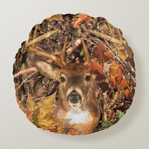 Bug in der Herbstsaison Szene White Schwanz Deer Rundes Kissen
