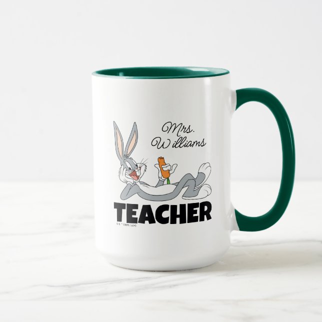 BUGS BUNNY™ Lying Down Eating Carrot Teacher Tasse (Rechts)