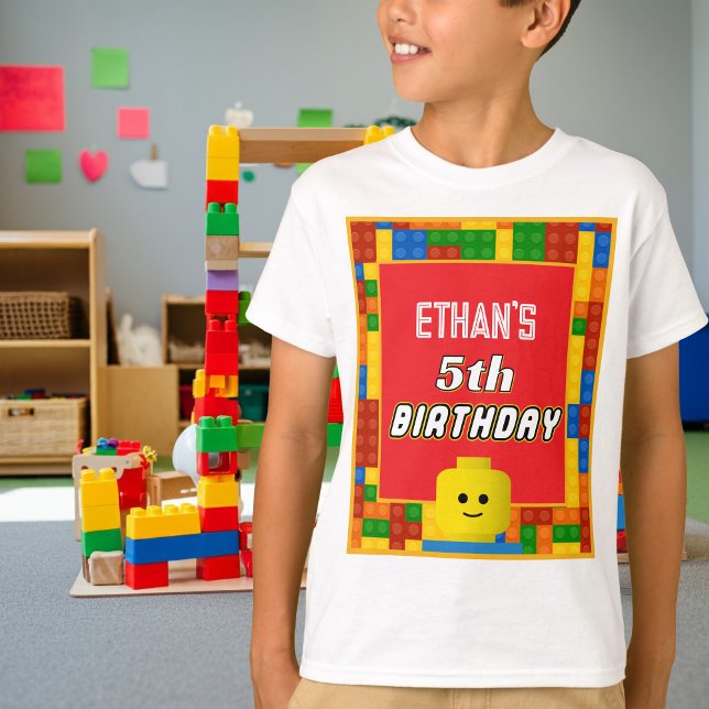 Building Blocks Birthday Kids Fun Colorful T-Shirt (Von Creator hochgeladen)
