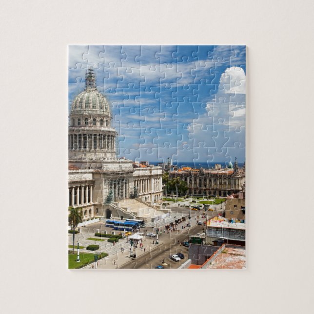 Building of Capitol in Havana (Vertikal)