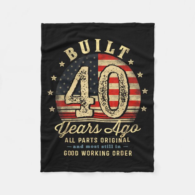 Built 40 Years Ago Funny 40th Birthday Usa Flag  Fleecedecke (Vorderseite)