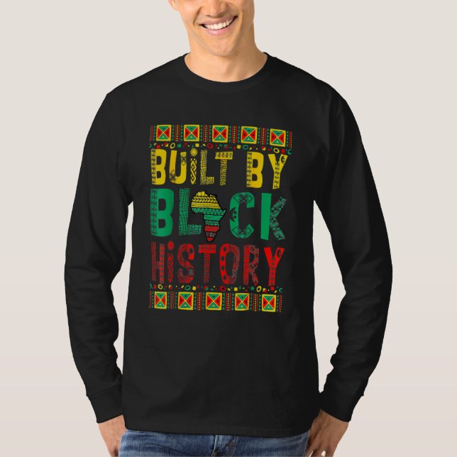 Built By Black History BHM African Pride Month Men T-Shirt (Vorderseite)