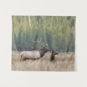 Bull Elk in Meadow   Yellowstone-Nationalpark Wandteppich