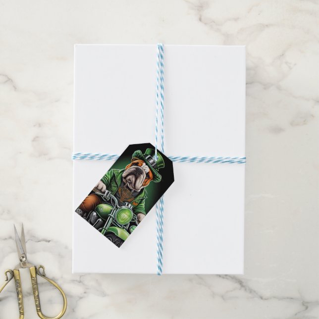 Bulldog Autofahrrad St. Patrick's Day Geschenkanhänger (Mit Garn)
