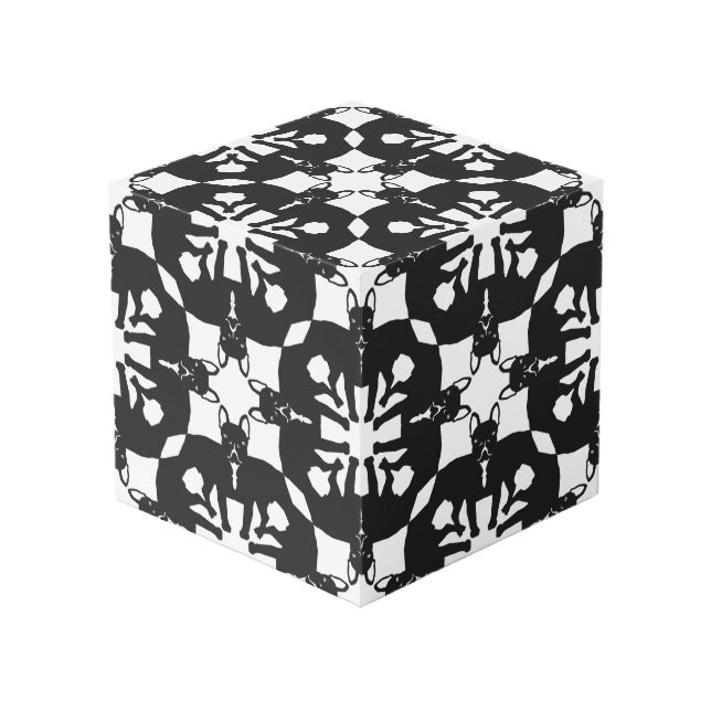 Bulldog Cube Würfel (Vorderseite Schrägansicht)