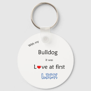 Bulldog-Liebe im First Lick-Schlüsselanhänger Schlüsselanhänger