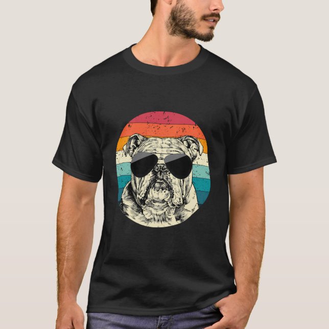 Bulldog mit Sonnenbrille T-Shirt (Vorderseite)
