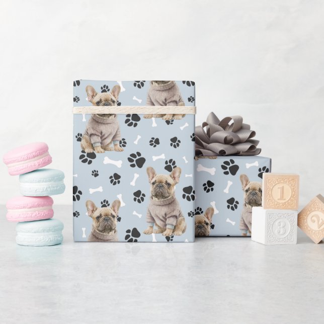 Bulldog Sweater Paw Print Pattern Geschenkpapier (Babyparty)