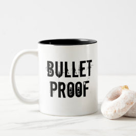 BULLETPROOF ZWEIFARBIGE TASSE