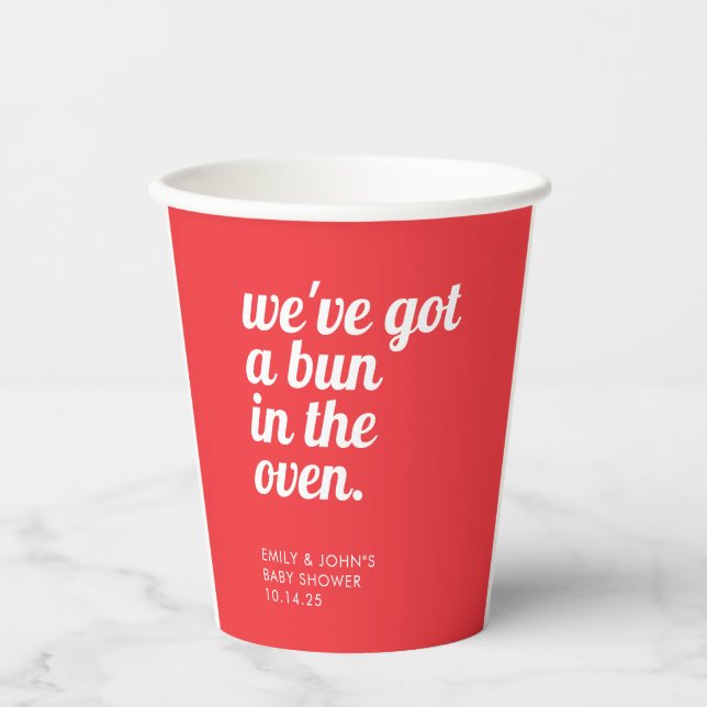 Bun in der Oven modernen Minimal Red Baby Dusche Pappbecher (Vorderseite)