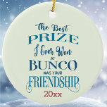 Bunco Merry Christmas Friendship Typografie Keramik Ornament<br><div class="desc">Das perfekte Urlaubsgeschenk für Ihren Bunco,  der Freunde spielt. Mein wunderschönes Original-Zitat wurde von echten Bunco-Spielern inspiriert. "Der beste Preis,  den ich je bei Bunco gewann,  war deine Freundschaft". Modernes typografisches Design mit blauen Farbtönen. Fügen Sie das Jahr Ihres Geschenks hinzu.</div>