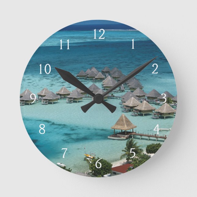 Bungalows des Beachcomber Hotels Runde Wanduhr (Vorderseite)
