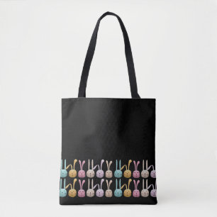 Bunnies dans un sac fourre-tout de rangée