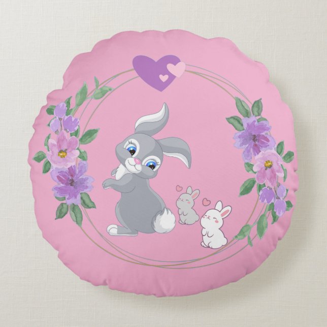 Bunnies with their Mama Rundes Kissen (Vorderseite)
