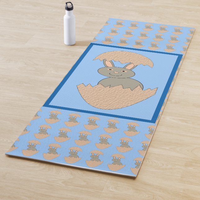 Bunny Hatching von Egg Weird Yogamatte (Beispiel)