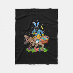 Bunny Newfundland Dog Riding Dinosaurier Ostern Fleecedecke