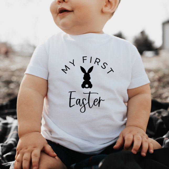Bunny Schwanz Mein erstes Oaster Baby Tshirt (Von Creator hochgeladen)