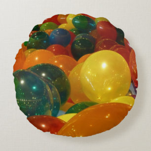 Bunte Ballons Party Design Rundes Kissen