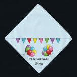 Bunte Bollons zum Geburtstag - Es ist mein Geburts Halstuch<br><div class="desc">Desteis originelle Cartoon-Illustration von bunten Geburtstagsballons in der Farbpalette von rot,  grün,  rosa,  gelb,  blau und lila. Über den Ballons befindet sich auch ein buntes Banner. Die Hintergrundfarbe ist hellblau. Ein personalisierbarer Textbereich lautet: "Es ist mein Geburtstag!",  während auf einem anderen Platz für einen Namen vorhanden ist.</div>