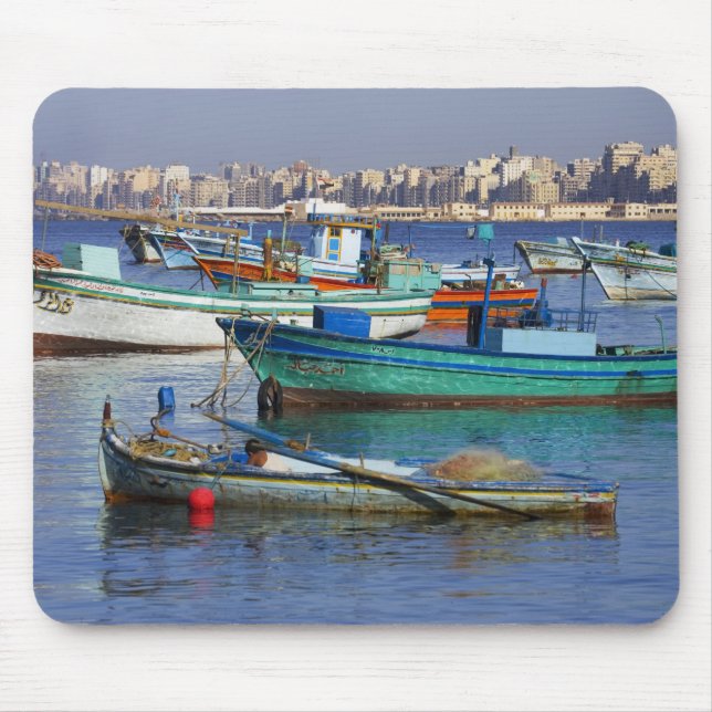 Bunte Fischerboote im Hafen von Mousepad (Vorne)