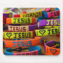 Bunte JesusWristbands Mousepad