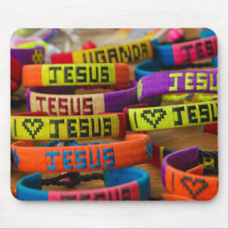 Bunte JesusWristbands Mousepad