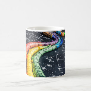 Bunte Kreide auf einer Tafel zeigt Bildungselement Kaffeetasse