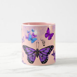 Bunte Schmetterlingskunst mit lebendigen Flügeln N Zweifarbige Tasse