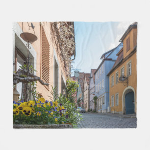 Bunte Straße in Rothenburg ob der Tauber Fleecedecke