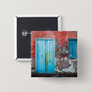 Bunte Wand, Tür und Fensterläden Button