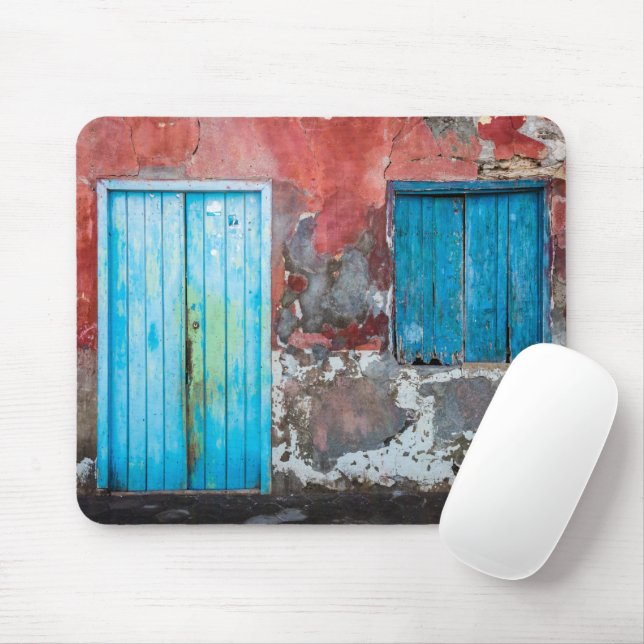 Bunte Wand, Tür und Fensterläden Mousepad (Mit Mouse)