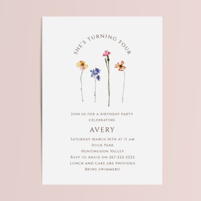 Bunte Wildblume Vierte Geburtstagspartei Einladung (Von Creator hochgeladen)