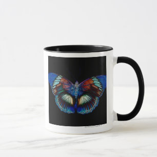 Bunter Schmetterlingsentwurf gegen schwarzen Tasse