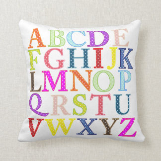 Buntes Alphabet-Kissen Kissen