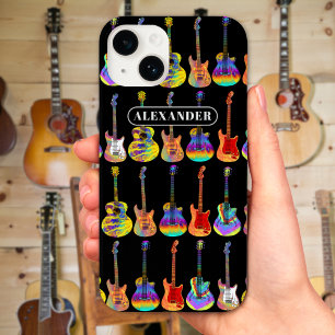 Buntes Gitarrenmuster auf Schwarz mit Namen Case-Mate iPhone 14 Hülle