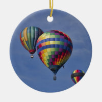 Buntes Heißluft-Ballon-Rennen