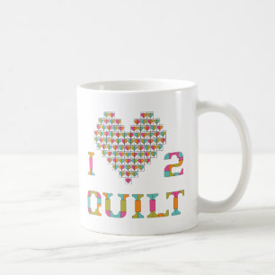 Buntes Herz-und Typografie-Steppdecken-Muster Kaffeetasse