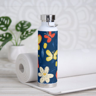 Buntstift- und Schmetterlingsblumen Trinkflasche