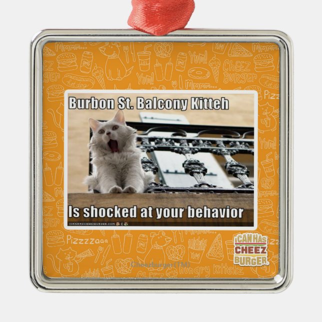 Burbon St.-Balkon Kitteh Silbernes Ornament (Vorne)