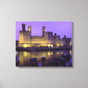 Burg Caernarfon bei Nacht, Gwynedd, Wales Leinwanddruck