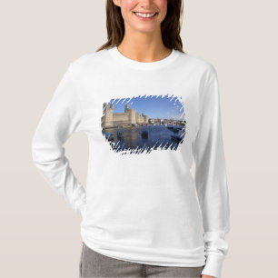 Burg Caernarfon, Gwynedd, Wales 2 T-Shirt